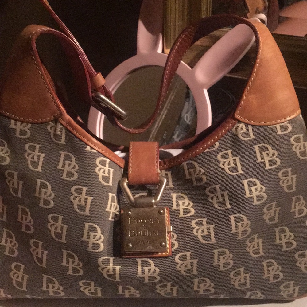 Dooney and bourke shoulder bag very used